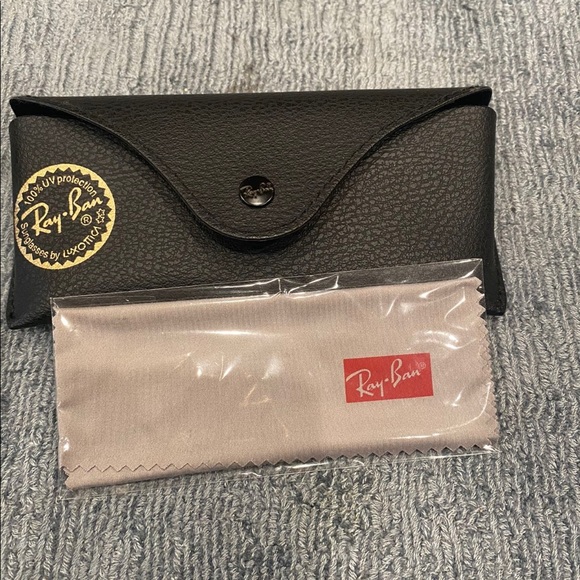 Ray-Ban Unisex Classic Clubmaster, 51 mm - Picture 4 of 4